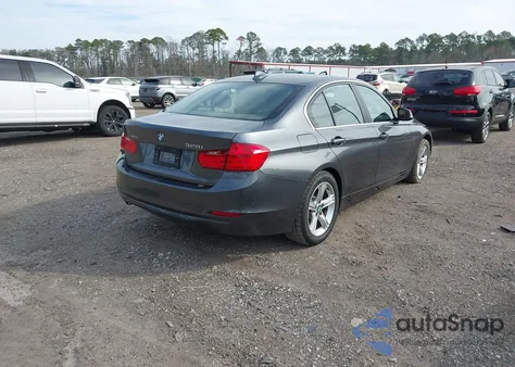 2015 BMW 328I xDrive z USA, uszkodzony, nr VIN WBA3B5C51FP652778